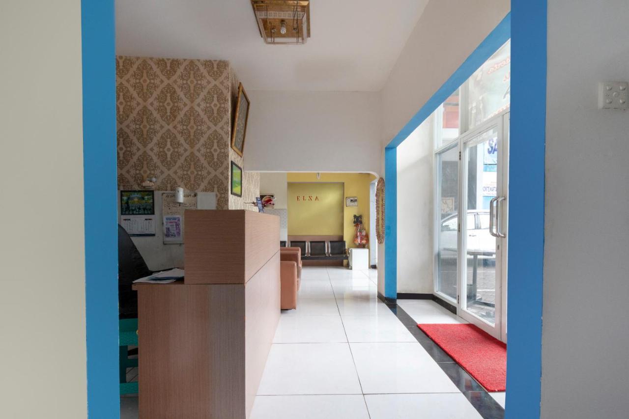 Spot On 2425 Salina Hotel Syariah Sidoarjo Luaran gambar